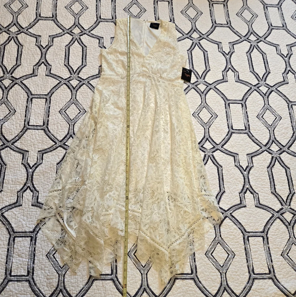 NWT Just Taylor Ivory White Lace Dress Sleeveless